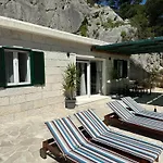 Nugal 2+2 Holiday home